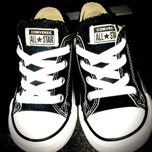 Toddler All Star Converse size 6